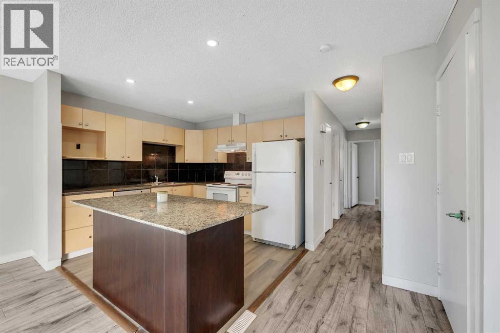 5204 Marbank Drive Ne, Calgary, Alberta  T2A 4H4 - Photo 6 - A2262845