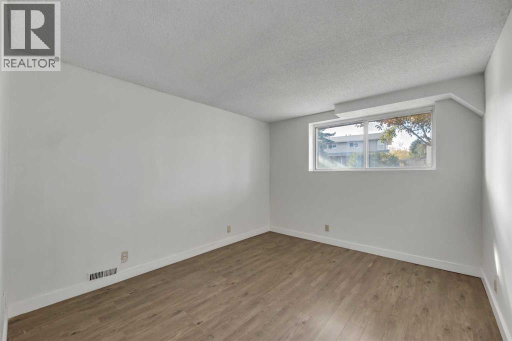 5204 Marbank Drive Ne, Calgary, Alberta  T2A 4H4 - Photo 26 - A2262845