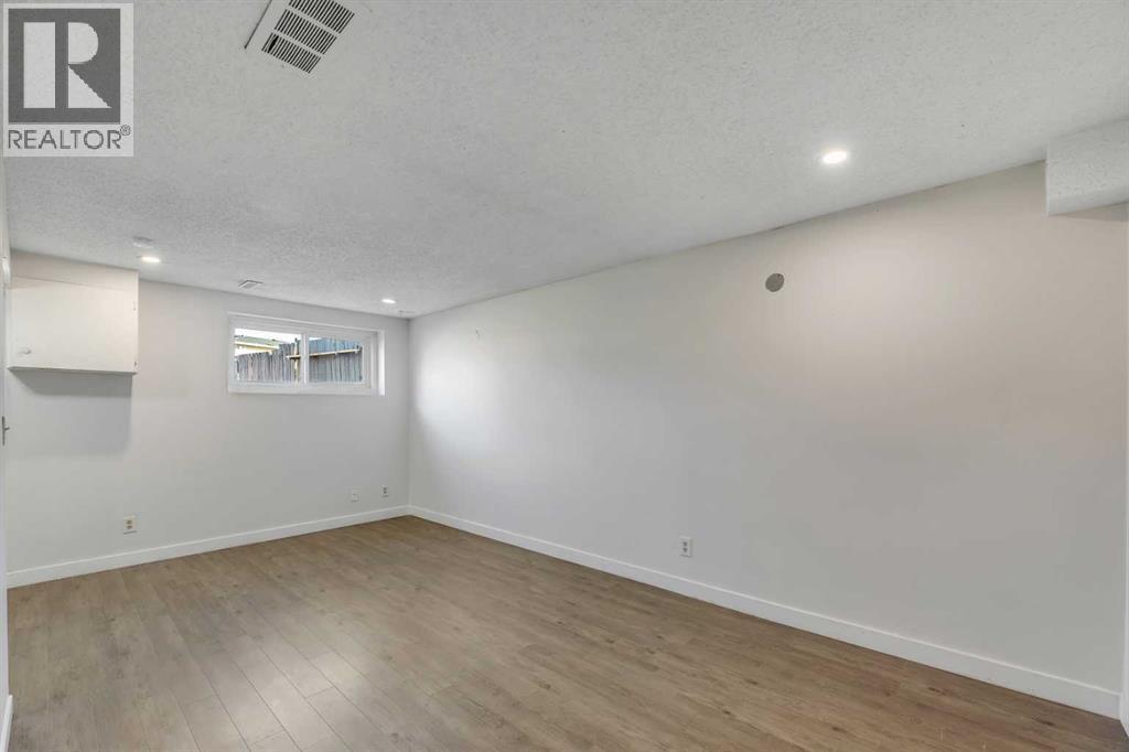 5204 Marbank Drive Ne, Calgary, Alberta  T2A 4H4 - Photo 24 - A2262845