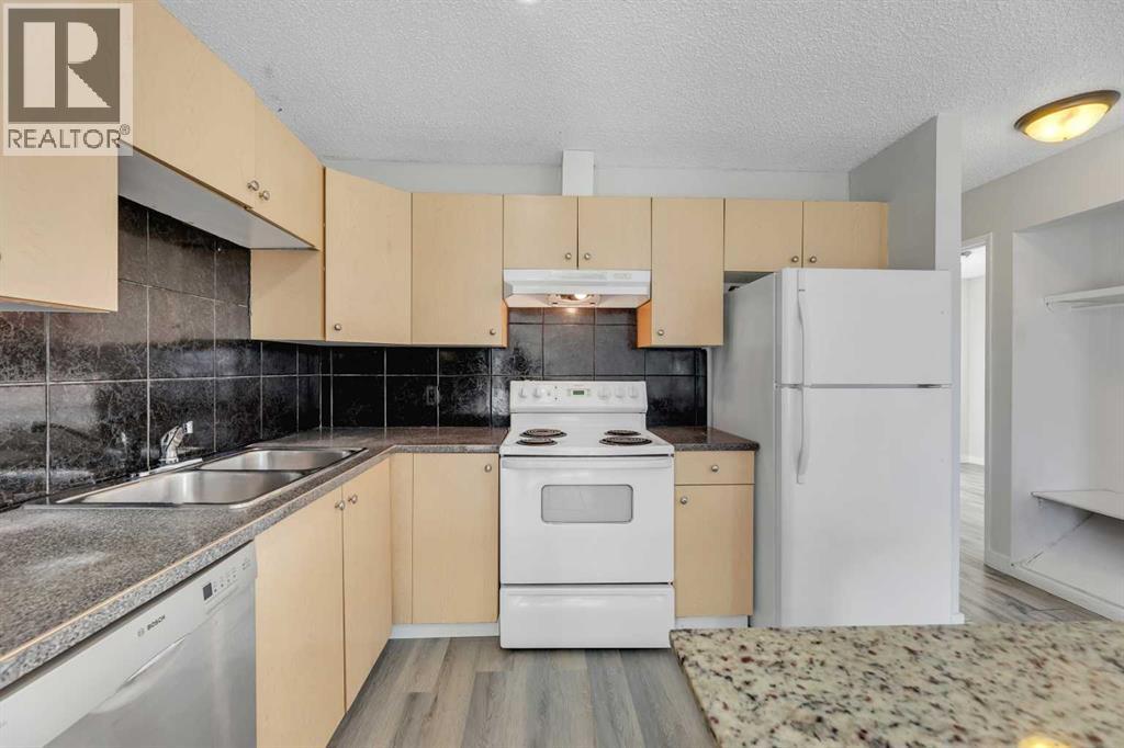 5204 Marbank Drive Ne, Calgary, Alberta  T2A 4H4 - Photo 4 - A2262845