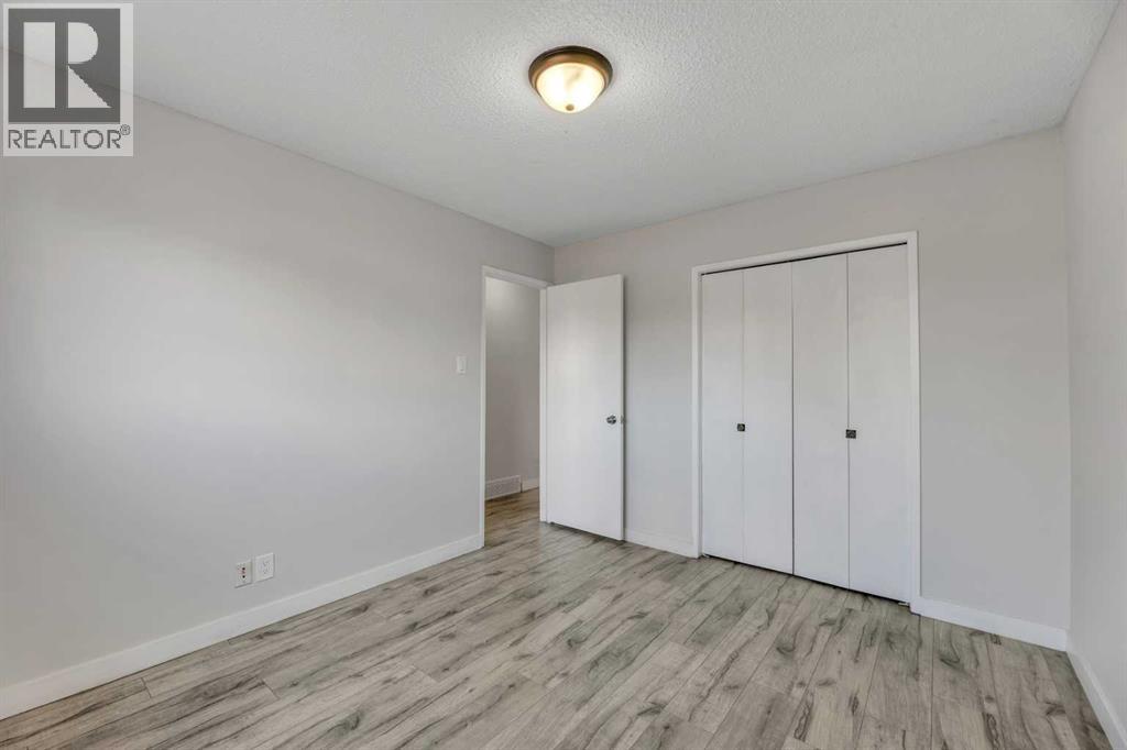 5204 Marbank Drive Ne, Calgary, Alberta  T2A 4H4 - Photo 14 - A2262845