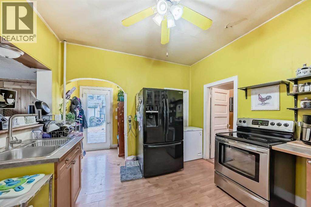 427 4 Avenue Se, High River, Alberta  T1V 1H8 - Photo 8 - A2265897