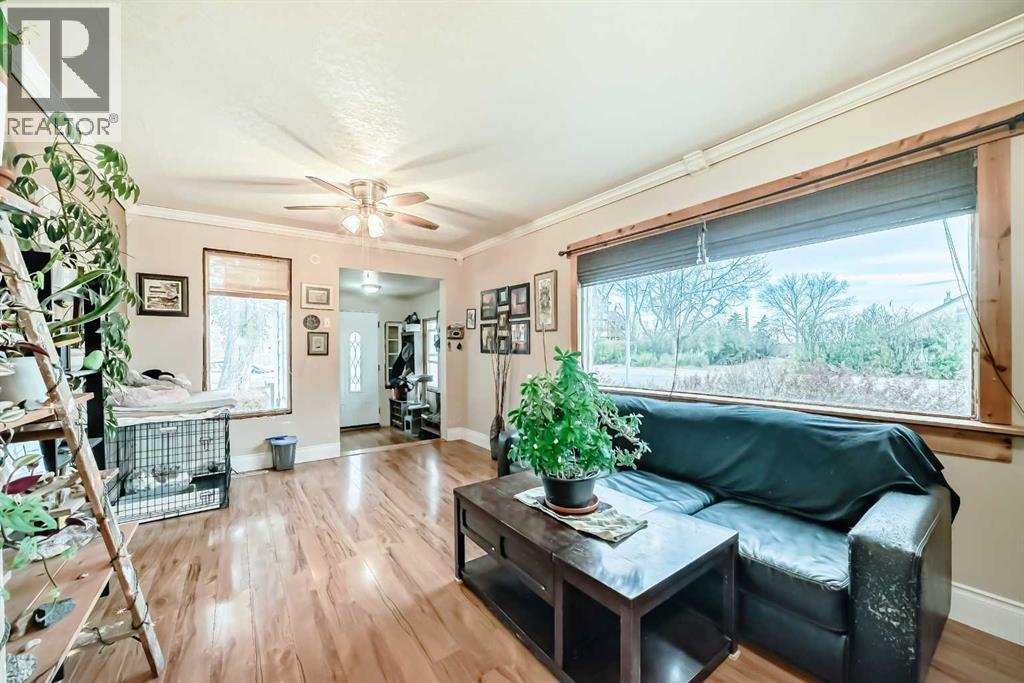 427 4 Avenue Se, High River, Alberta  T1V 1H8 - Photo 5 - A2265897