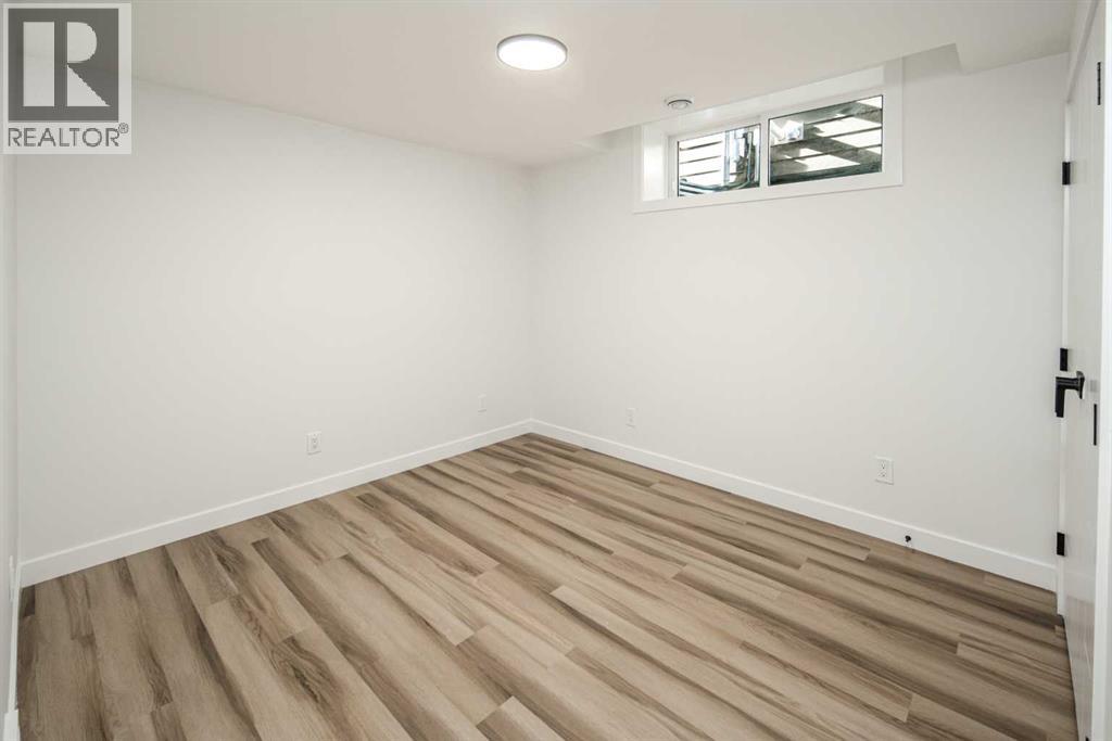 834 Alpine Drive Sw, Calgary, Alberta  T2Y 0S4 - Photo 41 - A2266361