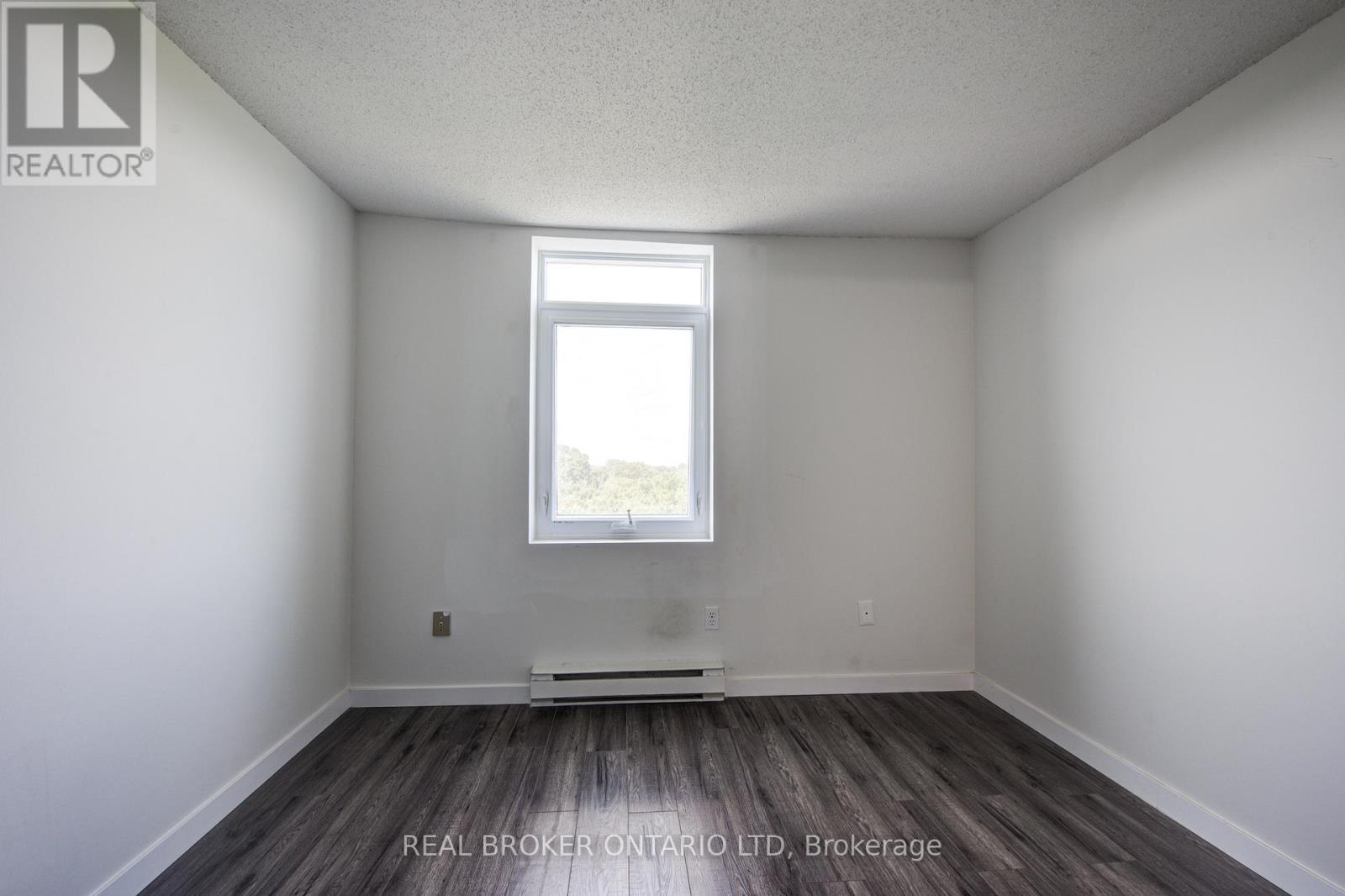 803 - 45 Pond Mills Road, London South, Ontario  N5Z 4W5 - Photo 13 - X12503432