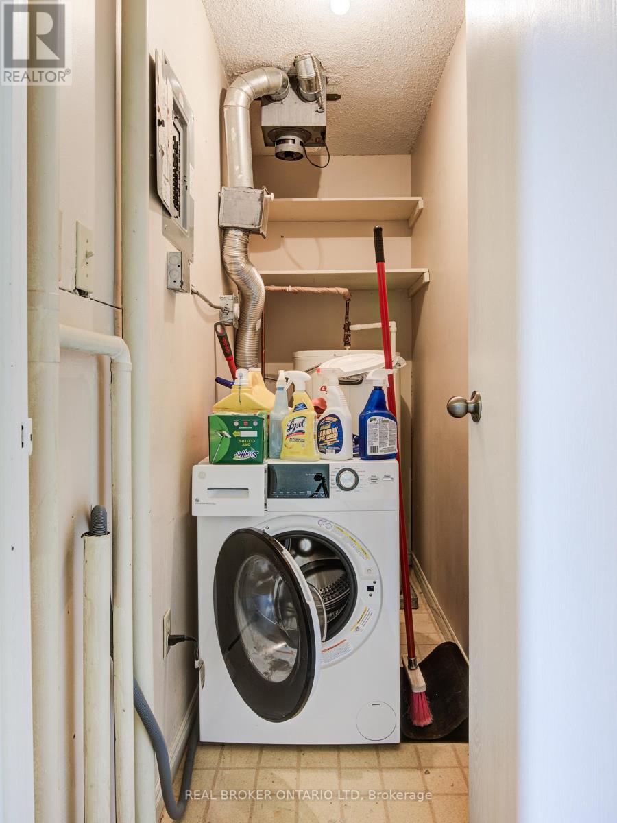 803 - 45 Pond Mills Road, London South, Ontario  N5Z 4W5 - Photo 15 - X12503432