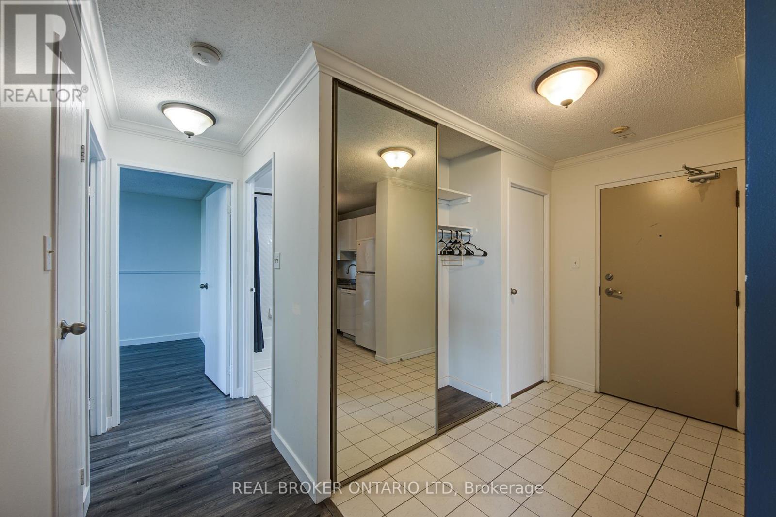 803 - 45 Pond Mills Road, London South, Ontario  N5Z 4W5 - Photo 8 - X12503432