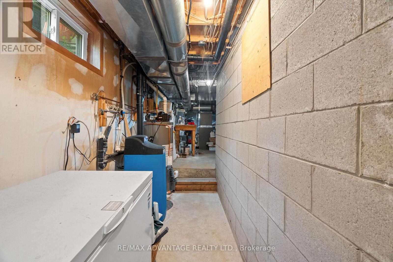 32 St Andrew Street S, St. Marys, Ontario  N4X 1B2 - Photo 41 - X12503478