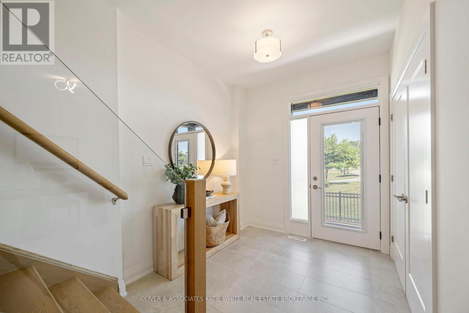 6 - 231 Callaway Road, London North, Ontario  N6G 0M3 - Photo 4 - X12503542