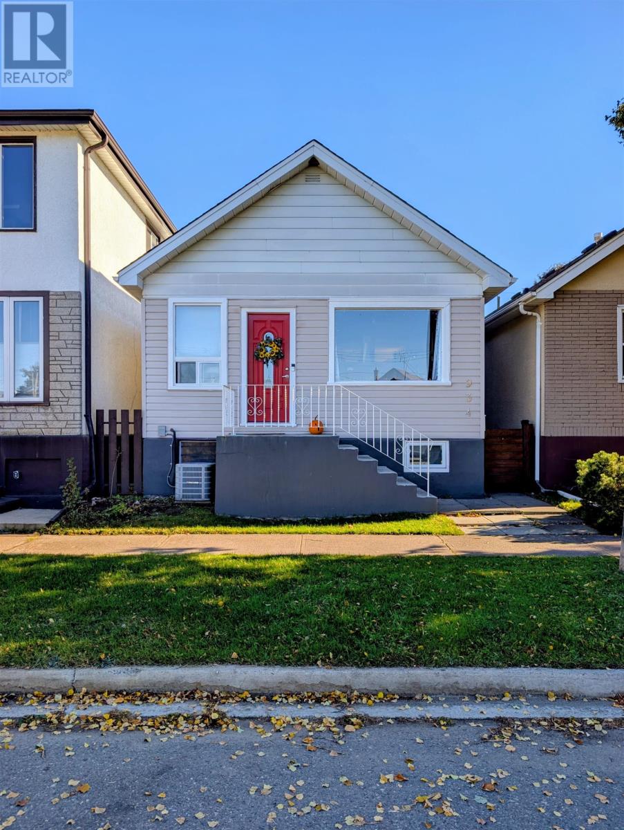 934 Alexandra St, Thunder Bay, Ontario P7C 3G4 - Photo 2 - TB253328