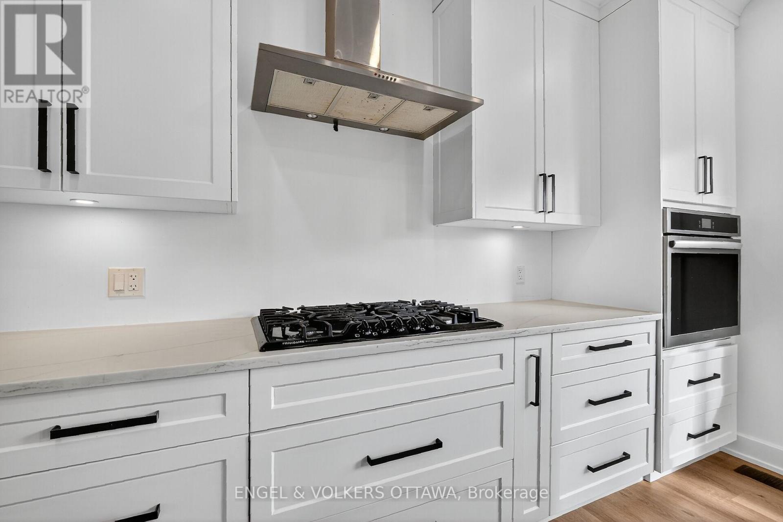 57 Paul A. Bertrand Drive, Mcnab/braeside, Ontario  K7S 3G8 - Photo 23 - X12500444