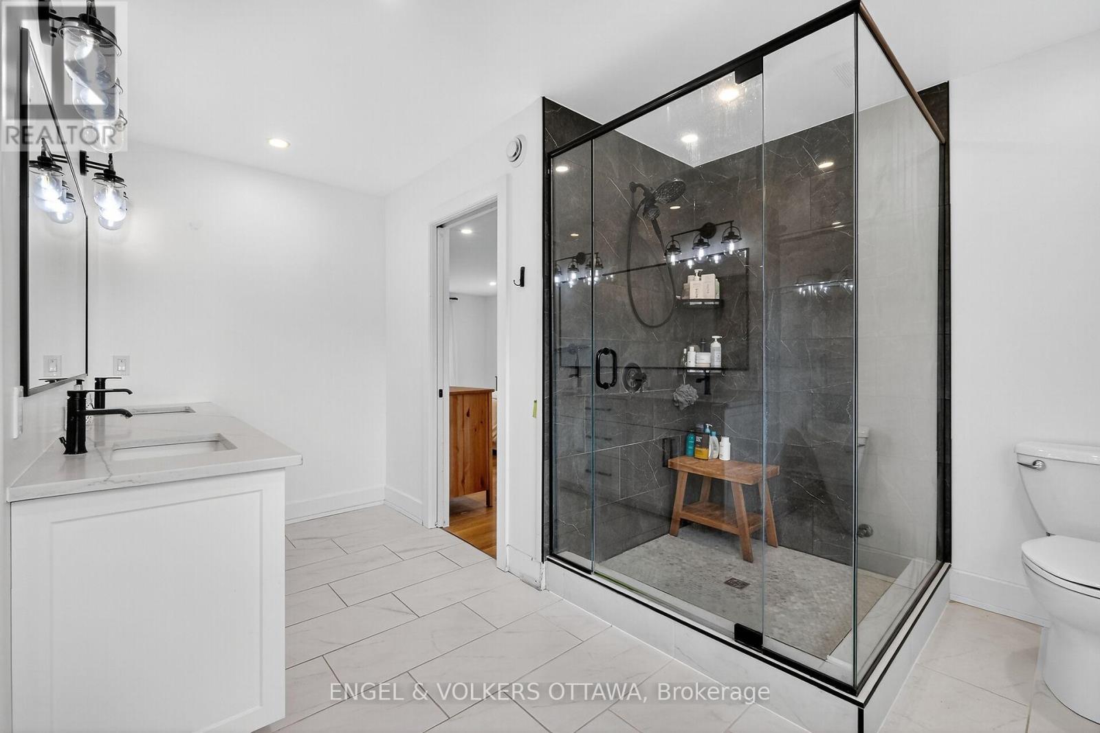 57 Paul A. Bertrand Drive, Mcnab/braeside, Ontario  K7S 3G8 - Photo 39 - X12500444