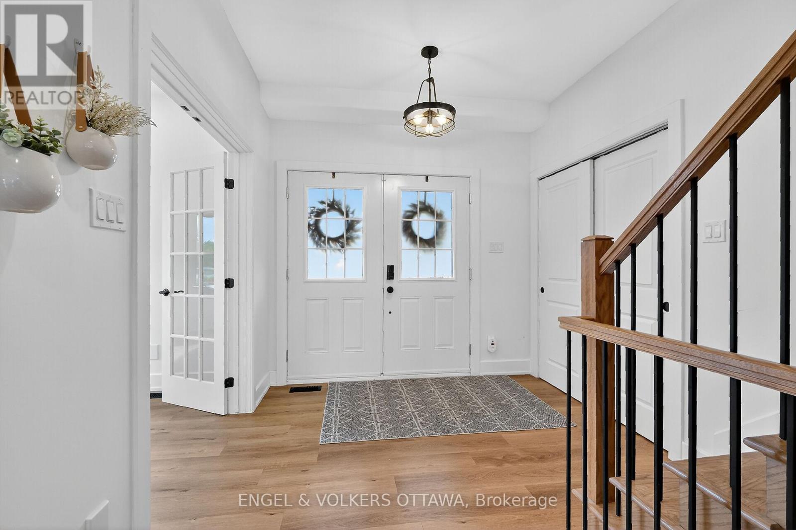 57 Paul A. Bertrand Drive, Mcnab/braeside, Ontario  K7S 3G8 - Photo 7 - X12500444