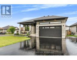 101 LYON STREET, Russell, Ontario