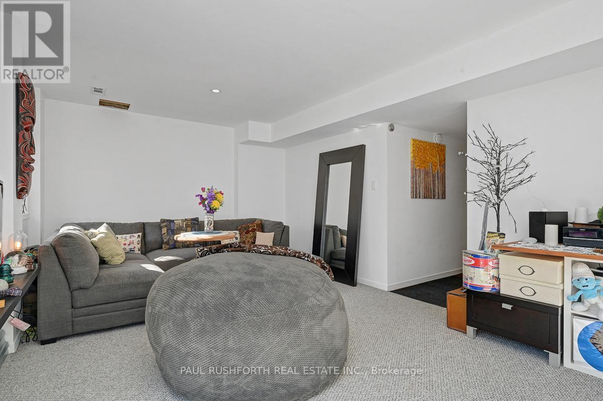 94 Castlegreen Private, Ottawa, Ontario  K1T 3N3 - Photo 19 - X12503524