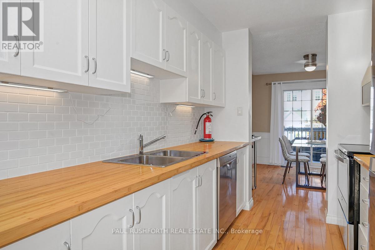 94 Castlegreen Private, Ottawa, Ontario  K1T 3N3 - Photo 7 - X12503524