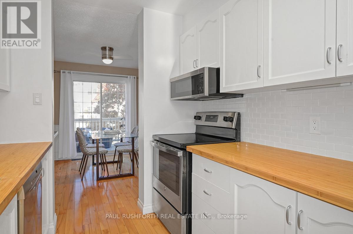 94 Castlegreen Private, Ottawa, Ontario  K1T 3N3 - Photo 8 - X12503524