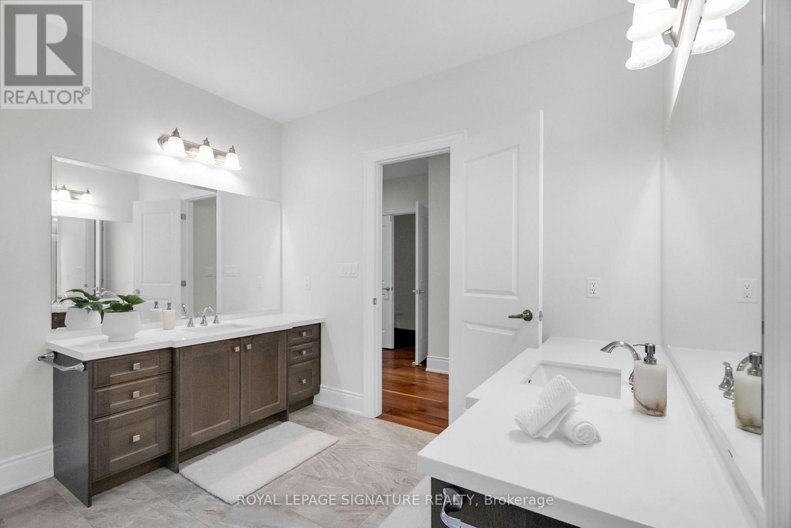 55 Glensteeple Trail, Aurora, Ontario  L4G 3T1 - Photo 29 - N12447628