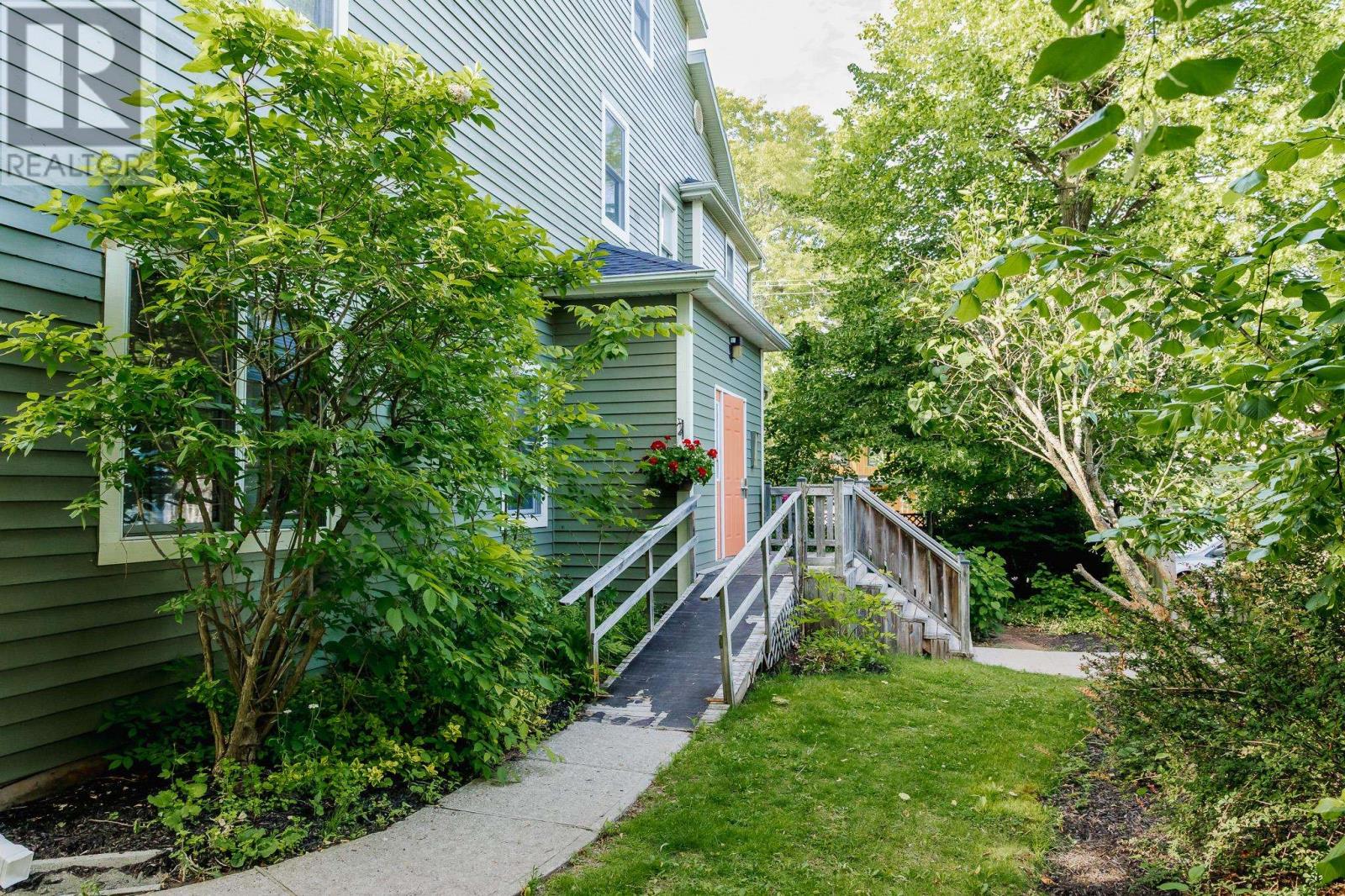 202 Euston Street, Charlottetown, Prince Edward Island  C1A 1W8 - Photo 18 - 202526997