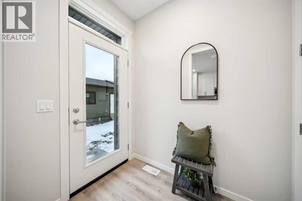 218 Vantage Drive, Cochrane, Alberta  T4C 3G5 - Photo 13 - A2268518