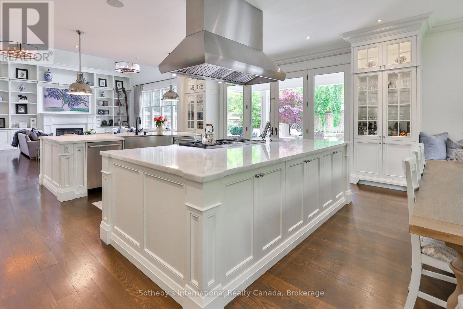 438 Fourth Line, Oakville, Ontario  L6L 5A4 - Photo 15 - W12503592