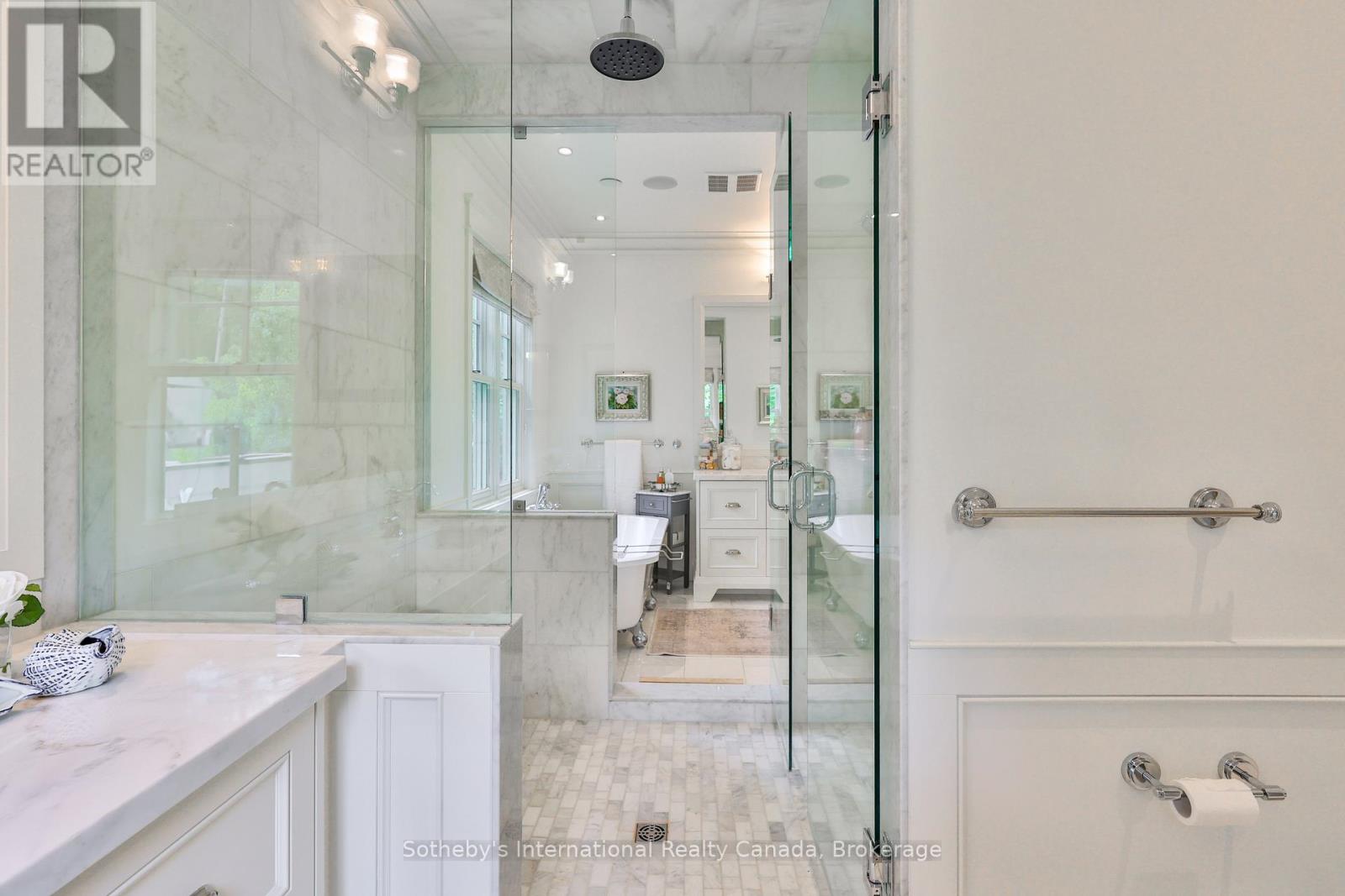 438 Fourth Line, Oakville, Ontario  L6L 5A4 - Photo 23 - W12503592