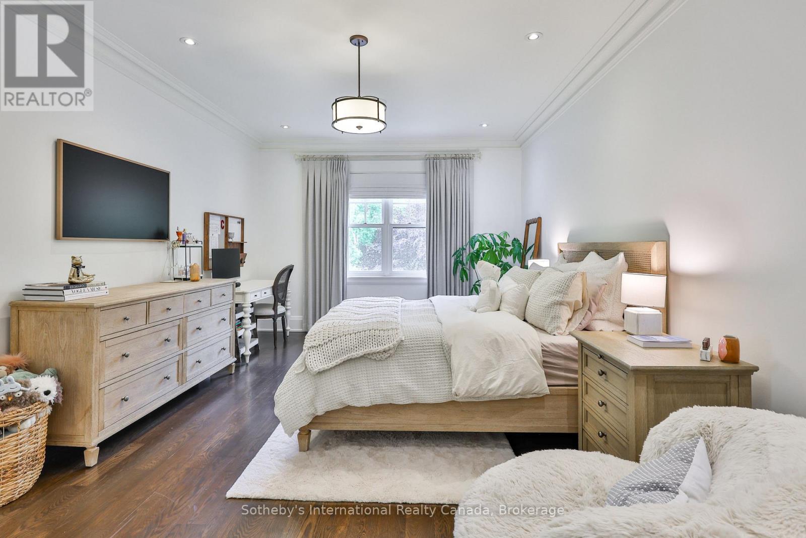 438 Fourth Line, Oakville, Ontario  L6L 5A4 - Photo 25 - W12503592