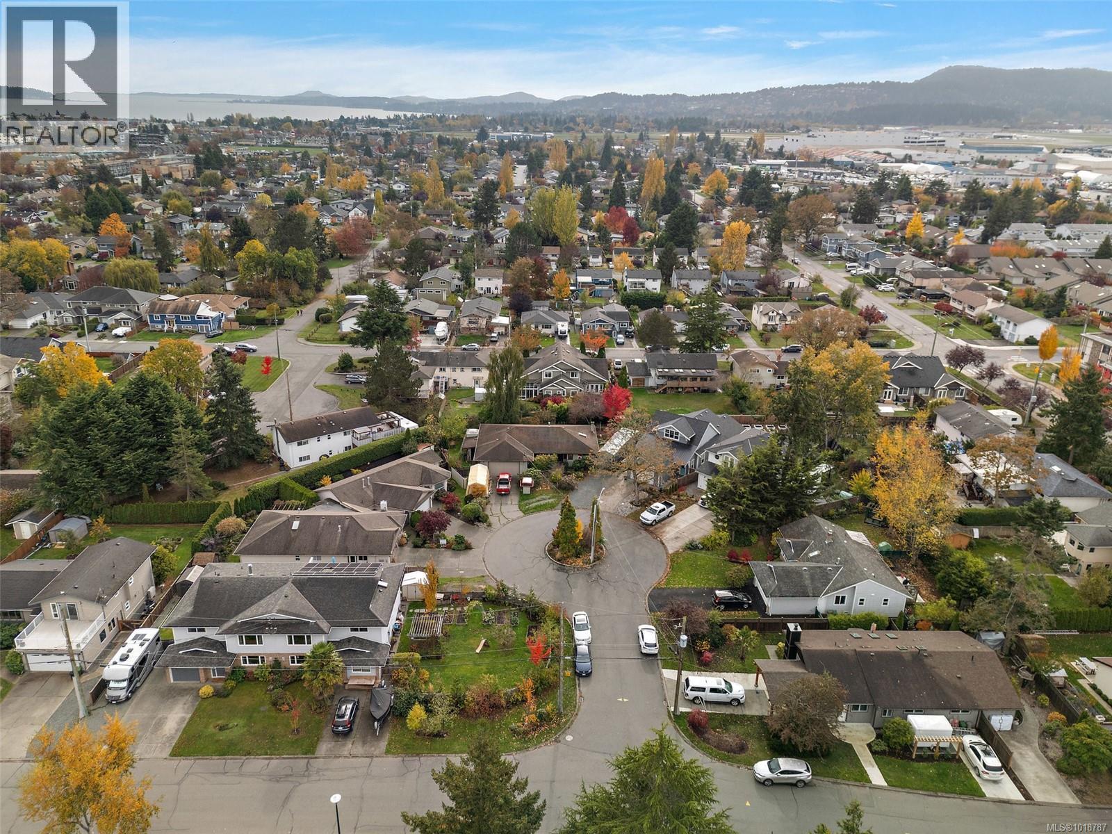 10217 Robinia Pl, Sidney, British Columbia  V8L 4M3 - Photo 28 - 1018787