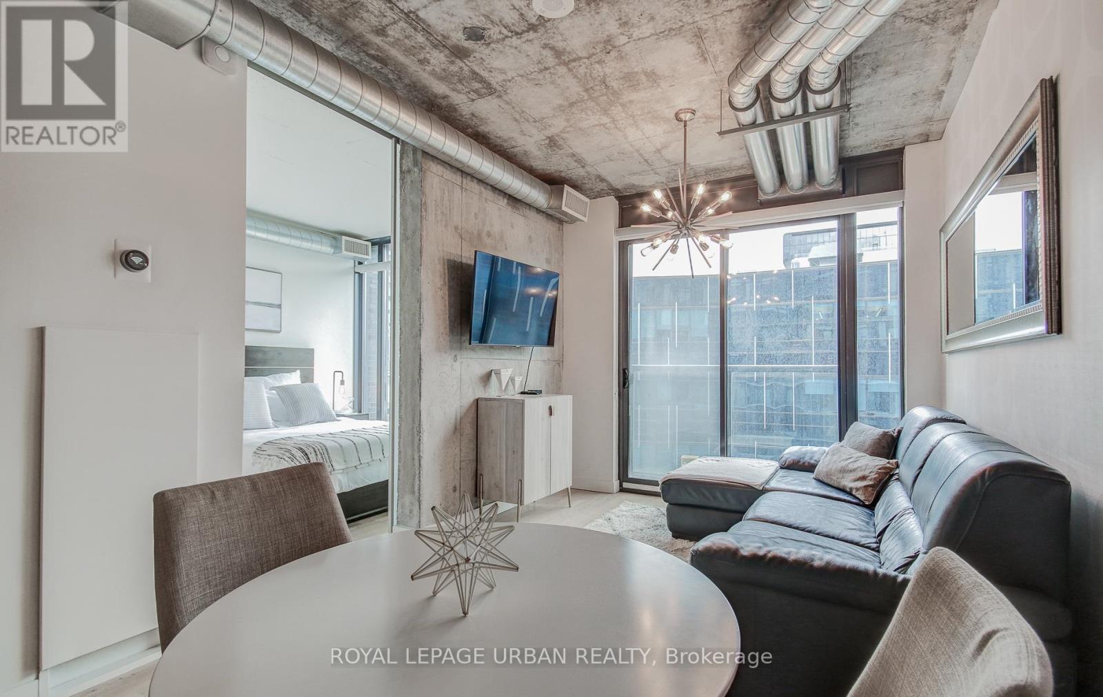 609 - 138 Princess Street, Toronto, Ontario  M5A 0B1 - Photo 3 - C12503216