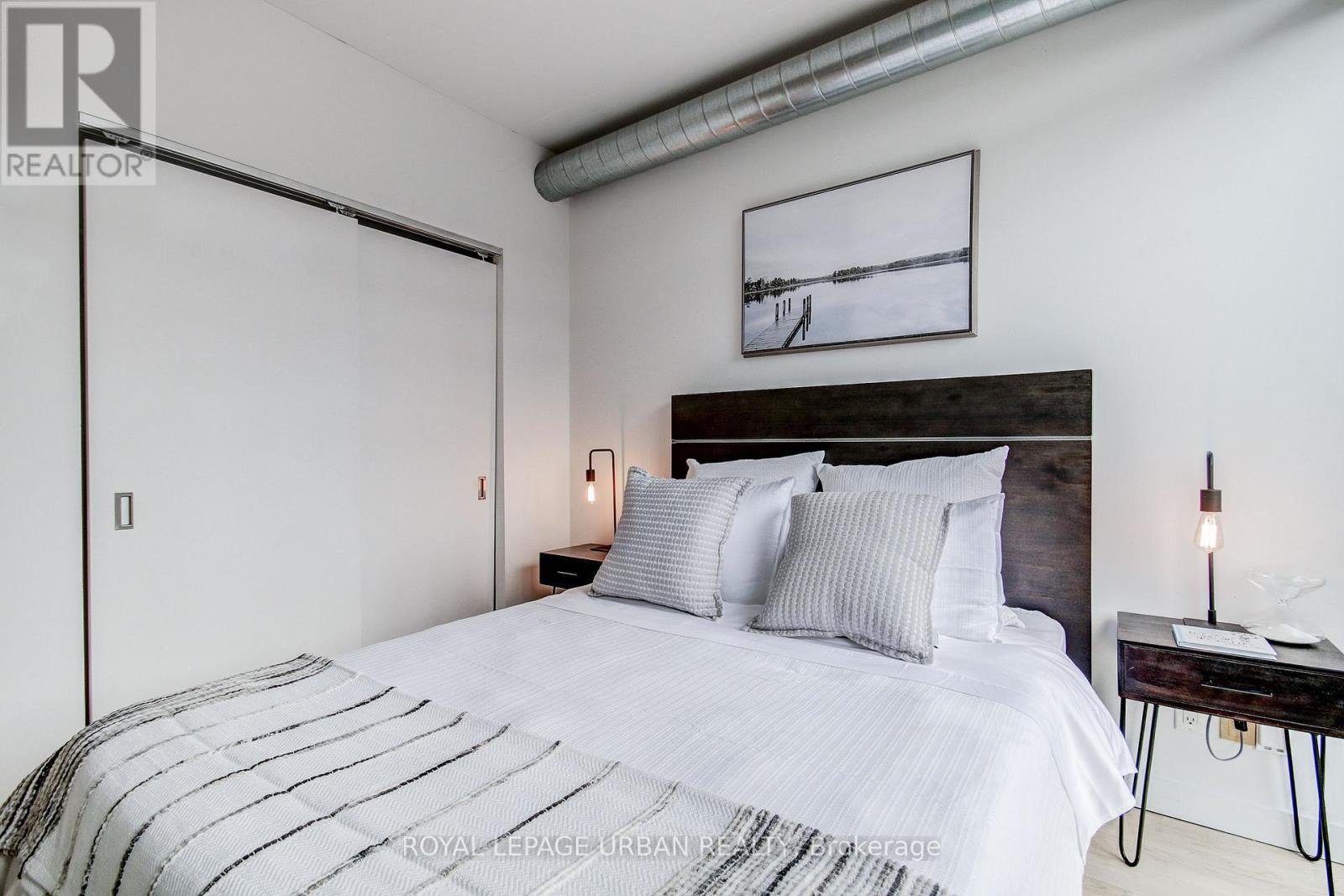 609 - 138 Princess Street, Toronto, Ontario  M5A 0B1 - Photo 5 - C12503216