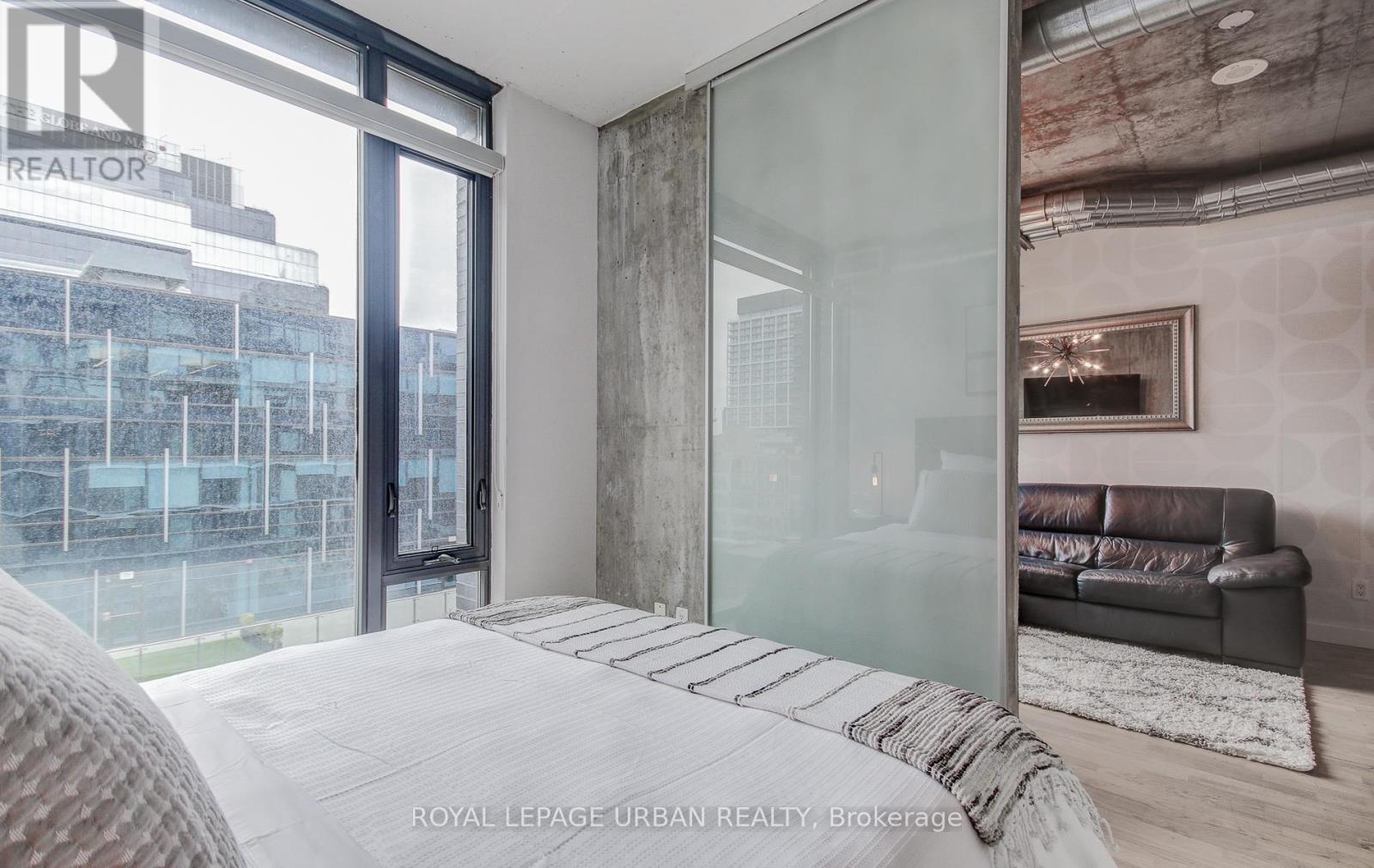 609 - 138 Princess Street, Toronto, Ontario  M5A 0B1 - Photo 7 - C12503216