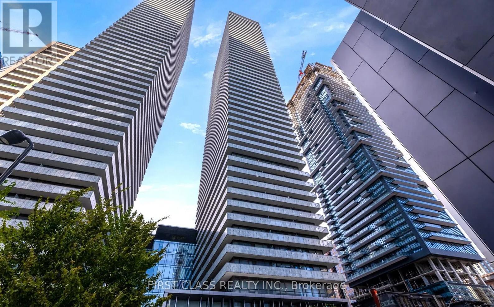 4209 - 50 CHARLES STREET E, Toronto, Ontario