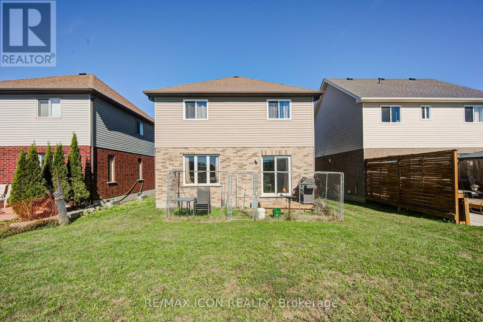 1360 Caen Avenue, Woodstock, Ontario  N4T 0G3 - Photo 24 - X12441793