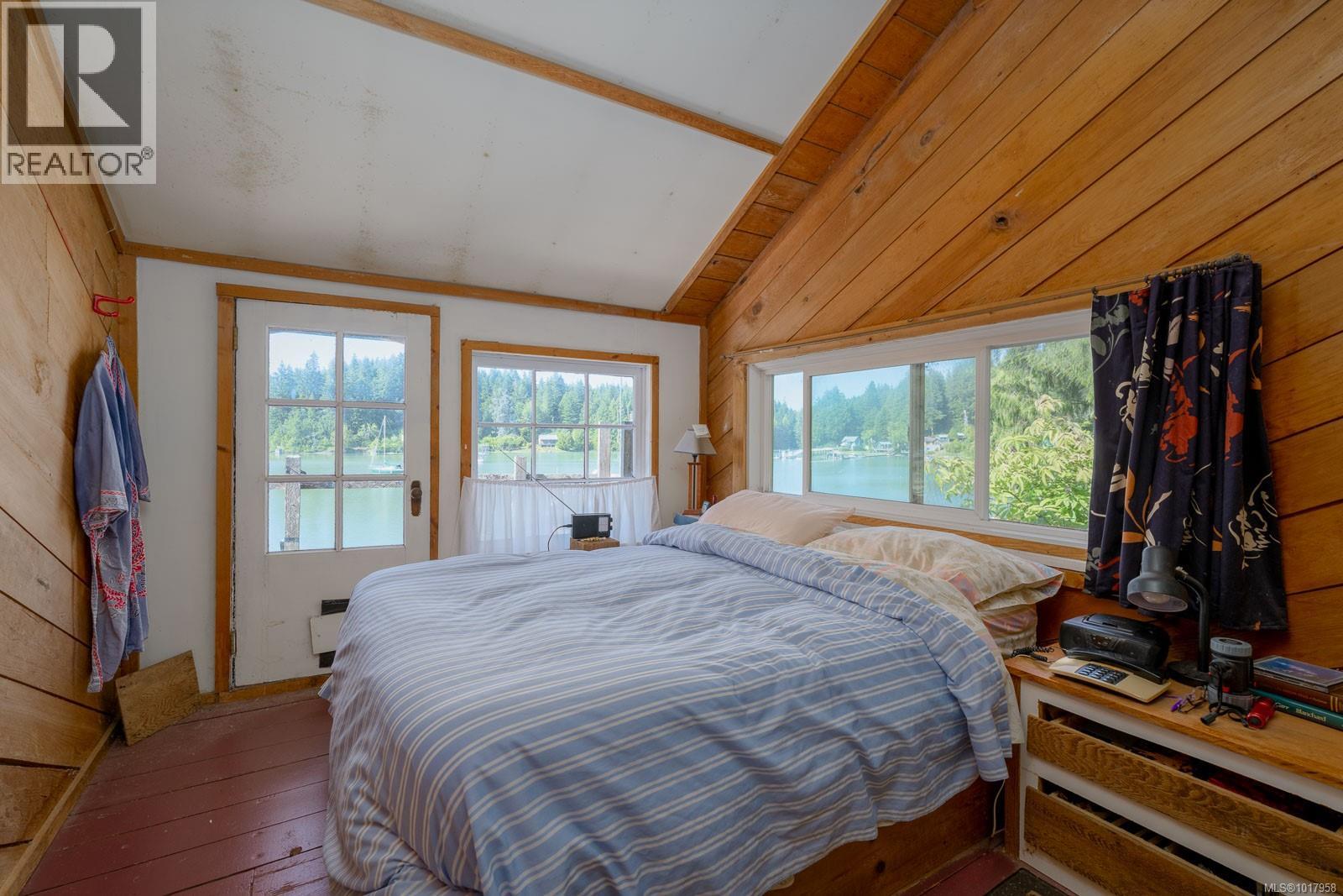 310 Tower Rd, Bamfield, British Columbia  V0R 1B0 - Photo 16 - 1017958