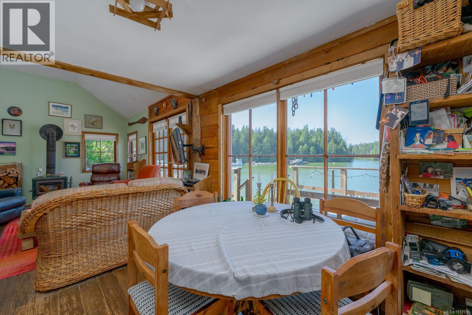 310 Tower Rd, Bamfield, British Columbia  V0R 1B0 - Photo 13 - 1017958