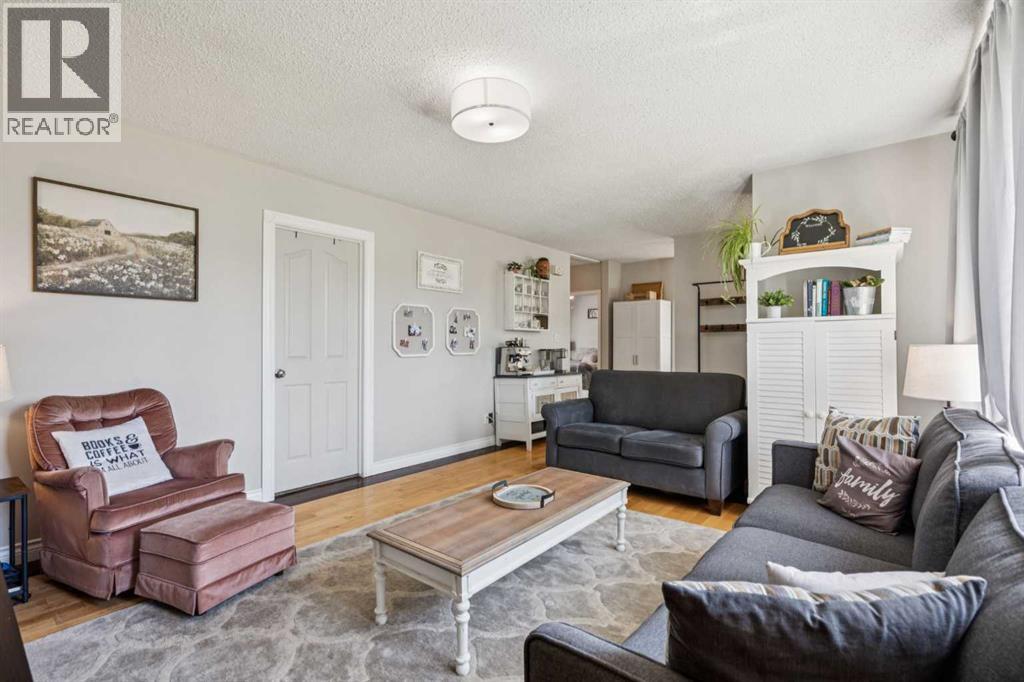 5606 50 Street, Olds, Alberta  T4H 1J1 - Photo 7 - A2253468