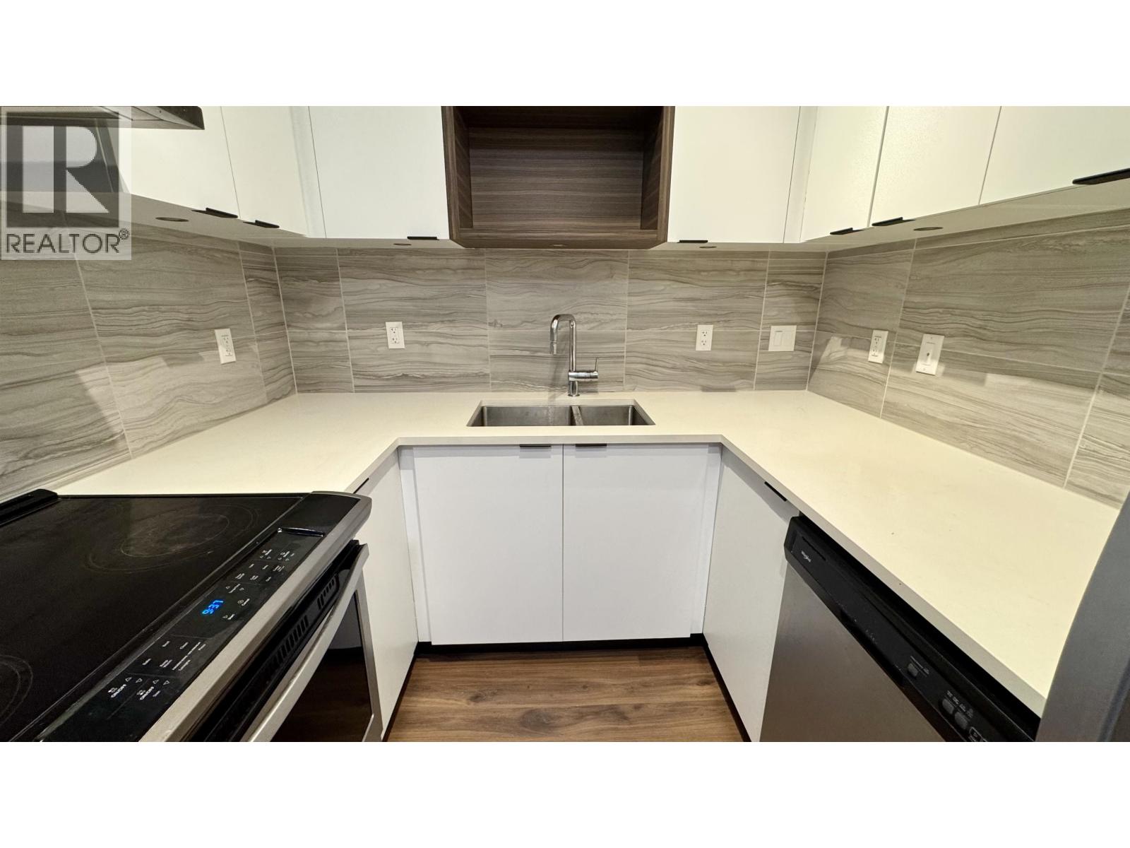 252 5355 Lane Street, Burnaby, British Columbia  V5H 0H1 - Photo 5 - R3062627