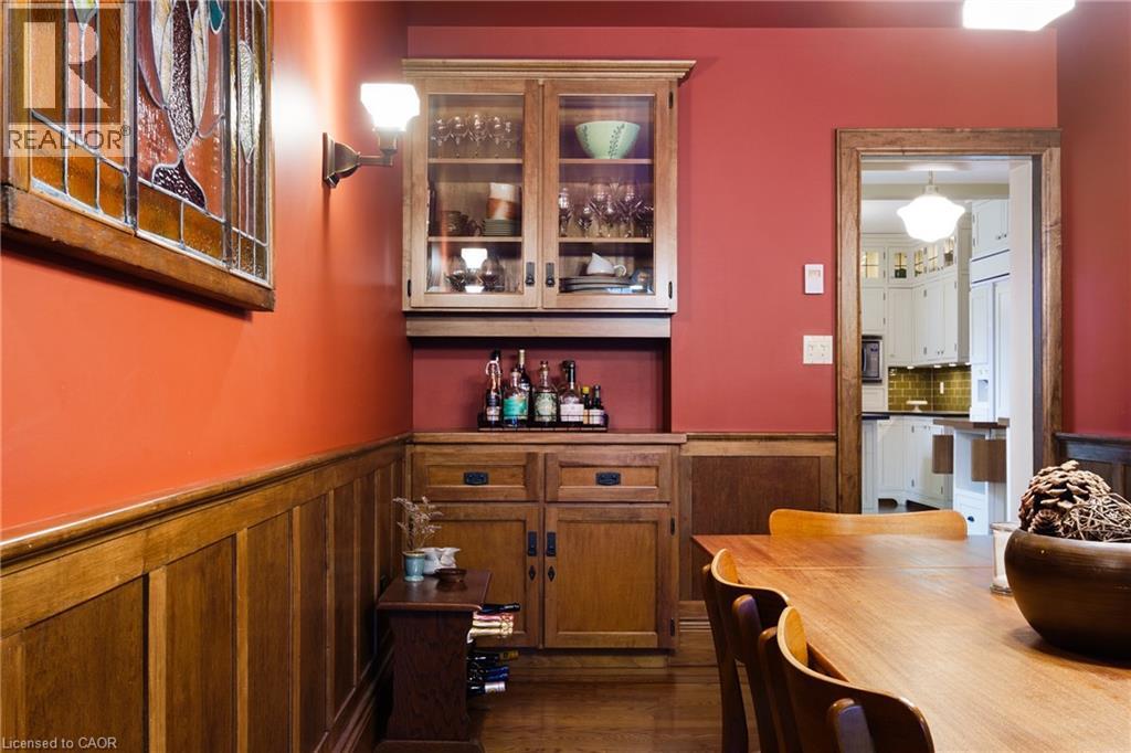 2 Oak Knoll Drive, Hamilton, Ontario  L8S 4C3 - Photo 16 - 40785092