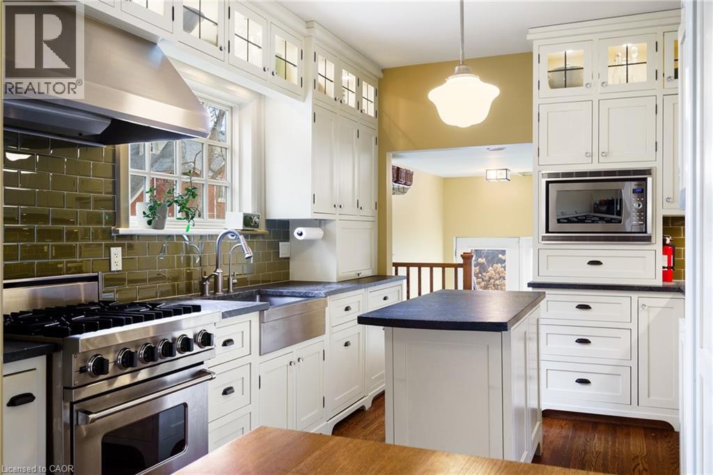 2 Oak Knoll Drive, Hamilton, Ontario  L8S 4C3 - Photo 20 - 40785092