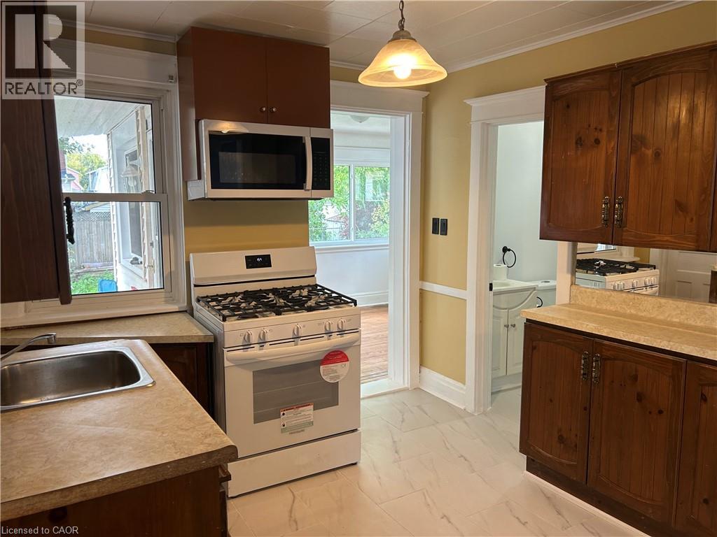 105 Edgemont Street N, Hamilton, Ontario  L8H 4C9 - Photo 13 - 40785056