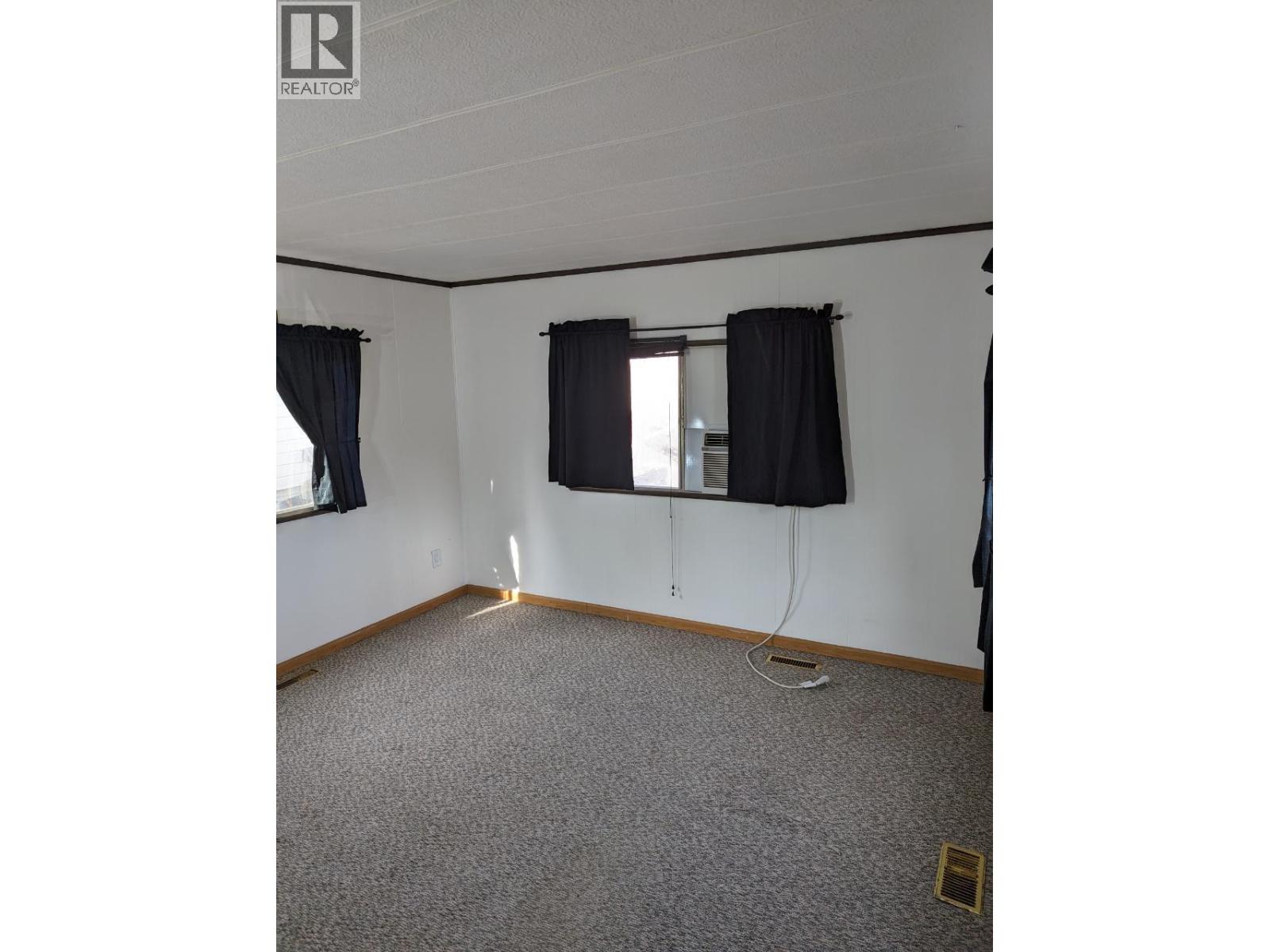 4395 Trans Canada Highway E Highway E Unit# 7, Kamloops, British Columbia  V2C 4S4 - Photo 5 - 10334620