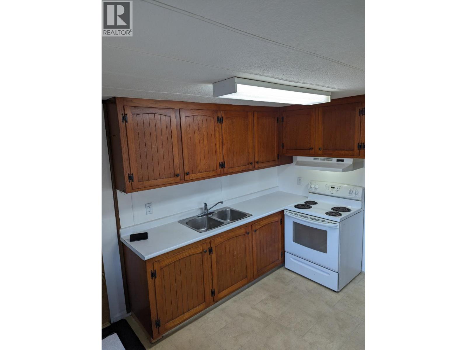 4395 Trans Canada Highway E Highway E Unit# 7, Kamloops, British Columbia  V2C 4S4 - Photo 10 - 10334620