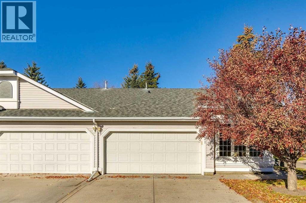 31 Douglasview Park Se, Calgary, Alberta  T2Z 2R9 - Photo 1 - A2265745