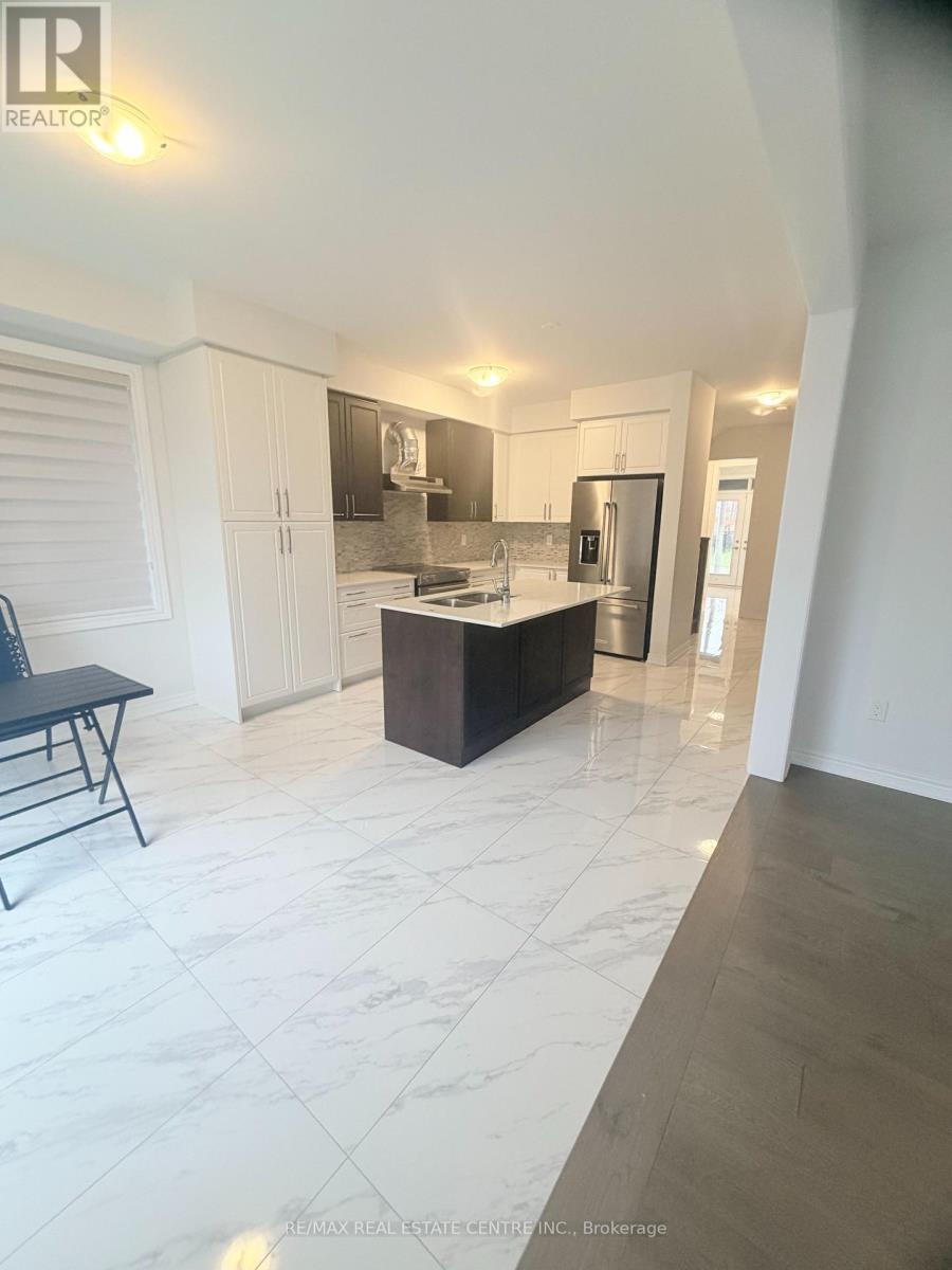 53 Woolacott Lane, Clarington, Ontario  L1C 7H1 - Photo 10 - E12503202