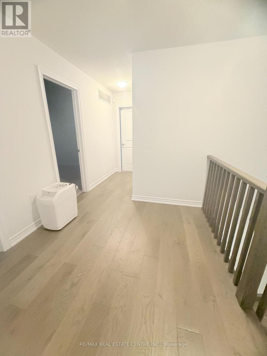 53 Woolacott Lane, Clarington, Ontario  L1C 7H1 - Photo 24 - E12503202