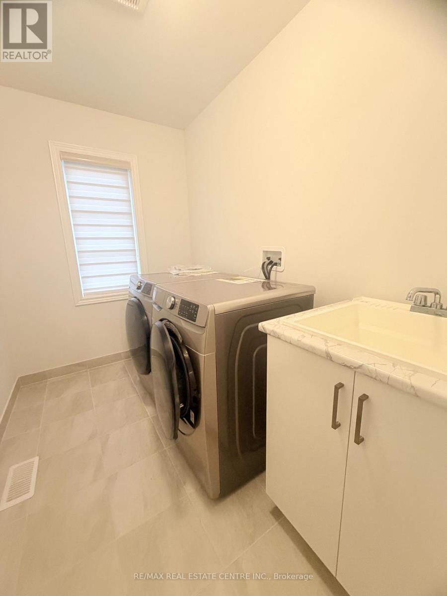 53 Woolacott Lane, Clarington, Ontario  L1C 7H1 - Photo 25 - E12503202