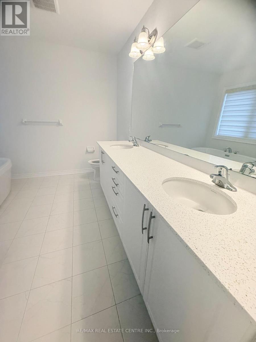 53 Woolacott Lane, Clarington, Ontario  L1C 7H1 - Photo 30 - E12503202