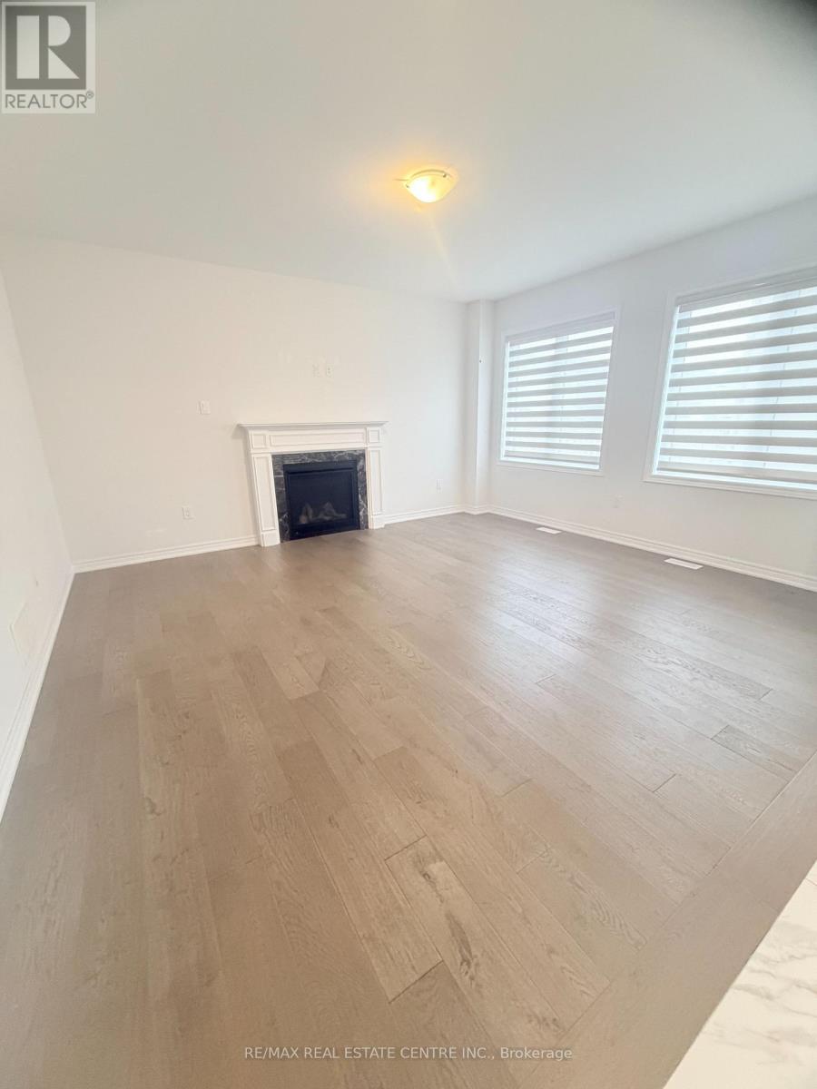 53 Woolacott Lane, Clarington, Ontario  L1C 7H1 - Photo 7 - E12503202