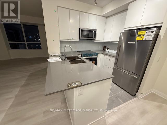 1407 - 3260 Sheppard Avenue E, Toronto, Ontario  M1T 3K3 - Photo 10 - E12503226