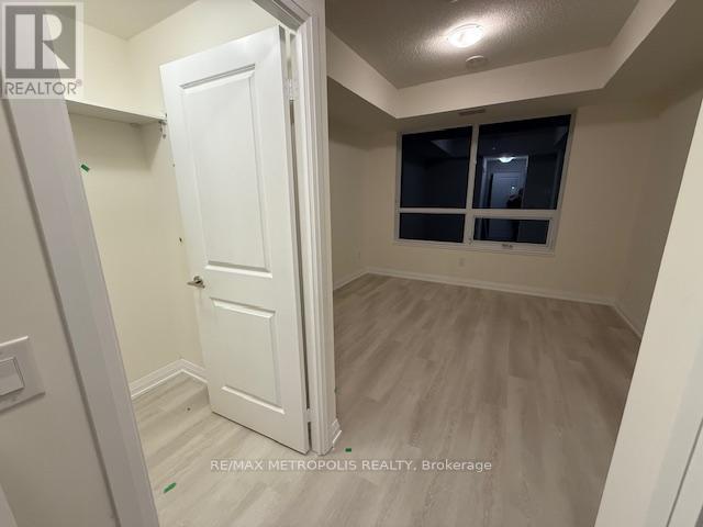 1407 - 3260 Sheppard Avenue E, Toronto, Ontario  M1T 3K3 - Photo 7 - E12503226